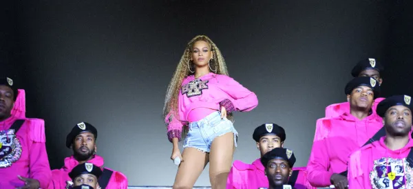 What Would Beyoncé Do? How Bey Inspired Me To Wear Blonde Hair Extensions - And Trust My Own Gut